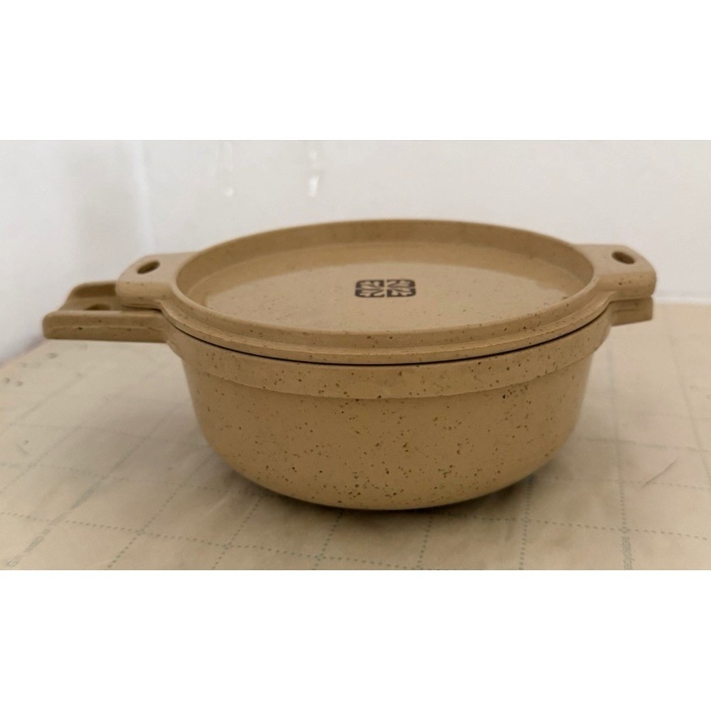 Vintage LittonWare Microwave Cookware 2 Cup Round Bowl 39278 With Lid 39277